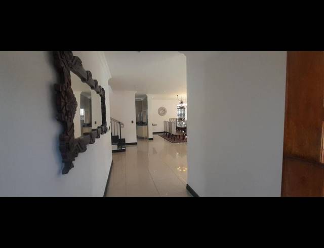 4 BEDROOM TOWNHOUSE FOR SALE IN WITKOPPEN